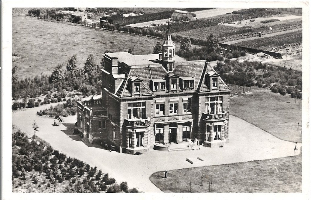 Serooskerke (W) Kinderzorg van bovenaf genomen 1951, Verzenden, 1940 tot 1960, Gelopen, Zeeland