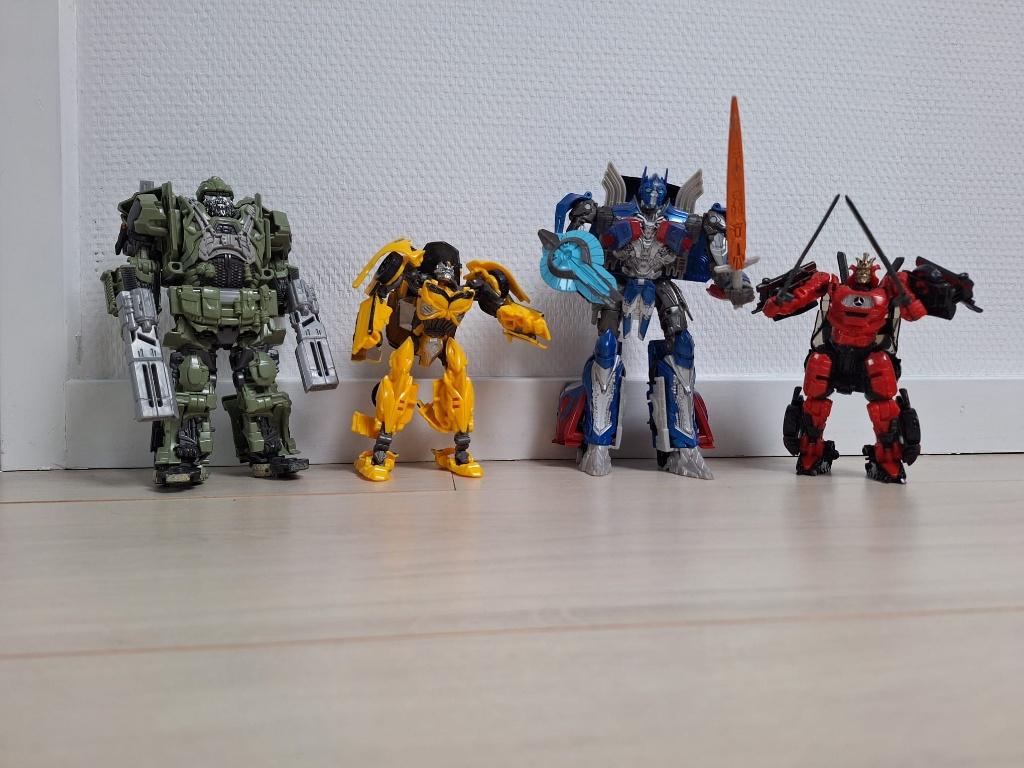 Transformers collectie The Last Knight autobots, Verzamelen, Transformers, Overige generaties, Ophalen of Verzenden, Zo goed als nieuw
