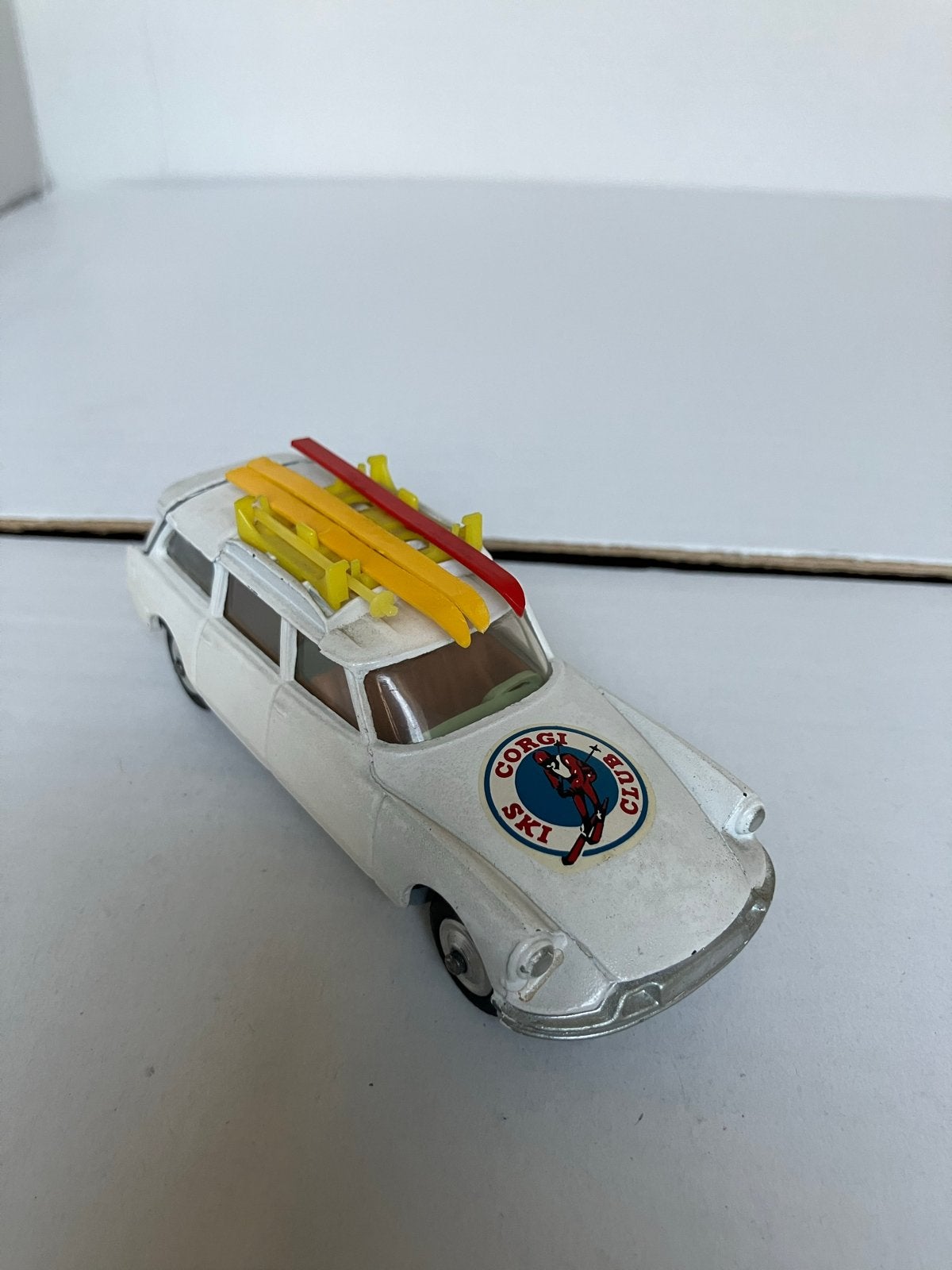 Corgi Toys Citroen nummer 475, Hobby en Vrije tijd, Modelauto's | 1:43, Verzenden, Gebruikt, Auto, Corgi