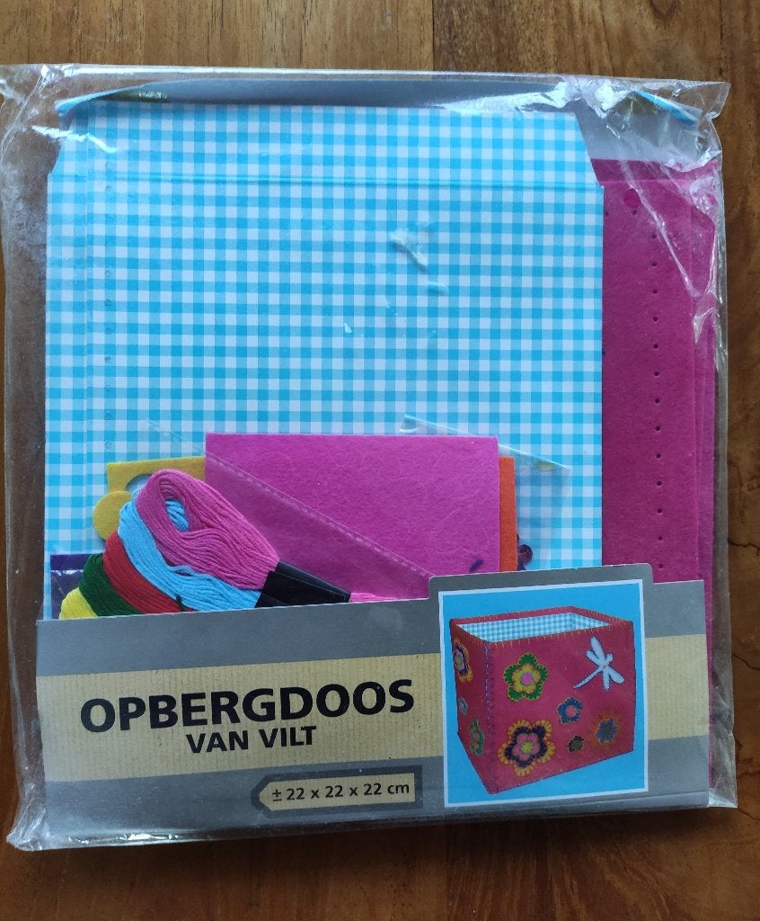 Opbergdoos van vilt, Ophalen of Verzenden, Nieuw, Overige materialen, Knutselwerk