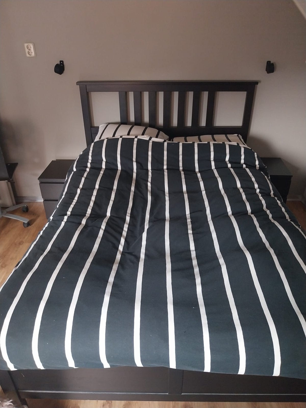 Tweepersoonsbed inclusief matras & topper, Ophalen, Gebruikt, Zwart, Tweepersoons