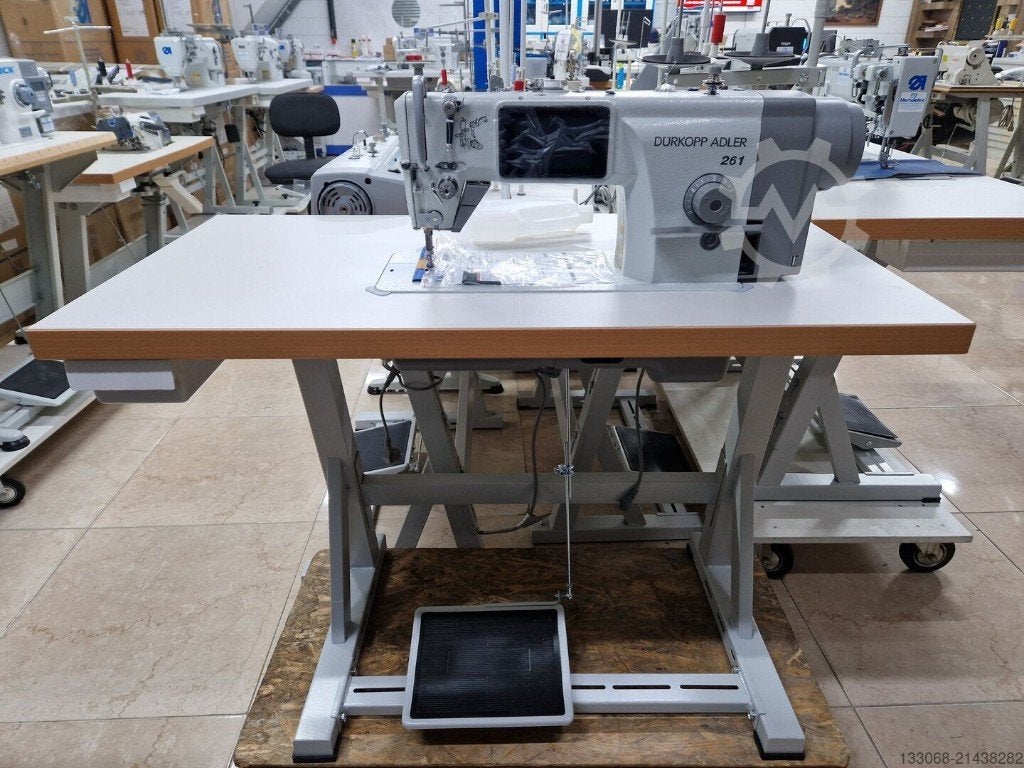 Dürkopp Adler 261 Industriële Naaimachine – Nieuw 4, Nieuw, Naaimachine, Industrieel, Ophalen