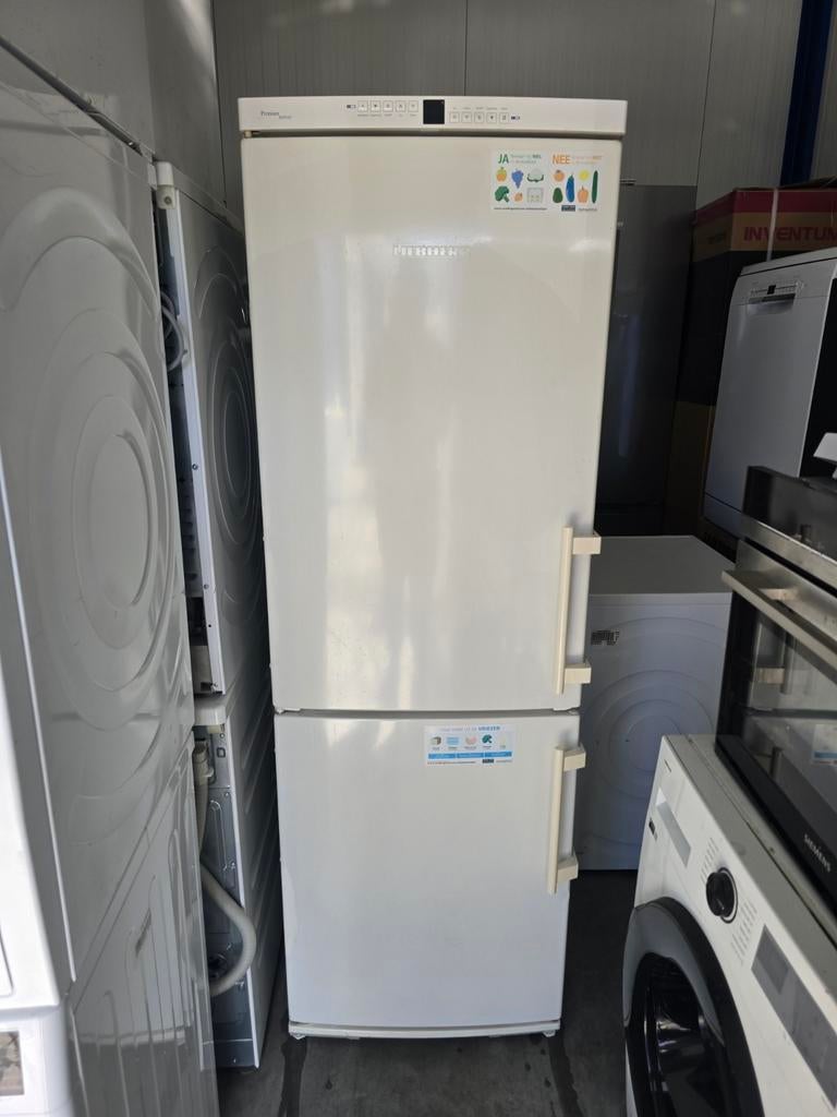 Keurige ruime Liebherr No-Frost koelvriescombinatie! Garant!, 200 liter of meer, 60 cm of meer, Zo goed als nieuw, Liebherr