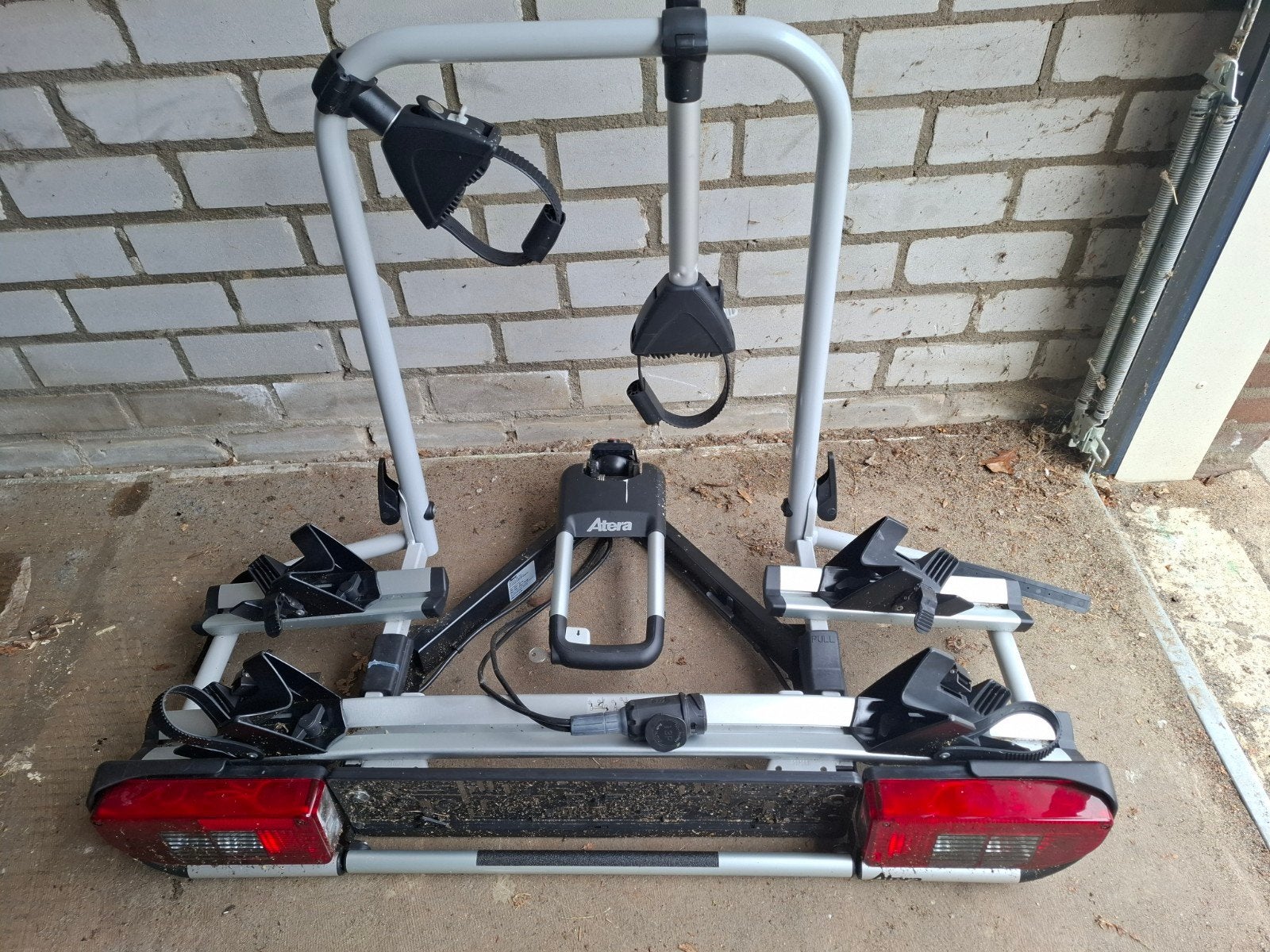 Nieuwe ATERA SSP2/3 fietsendrager voor 2/3 fietsen, Ophalen of Verzenden, 3 fietsen of meer, Nieuw, Trekhaakdrager