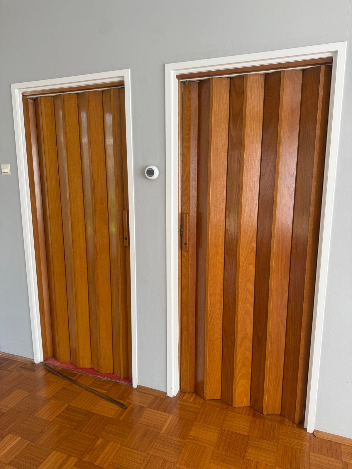 2x Vintage Pella houten vouwdeuren in zeer goede staat, Doe-het-zelf en Verbouw, Deuren en Horren, Ophalen, Gebruikt, 80 tot 100 cm