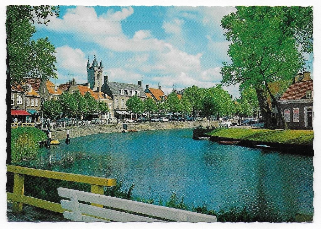 Sluis Kade Gelopen Ansichtkaart ( B4262, Ophalen of Verzenden, 1960 tot 1980, Gelopen, Zeeland
