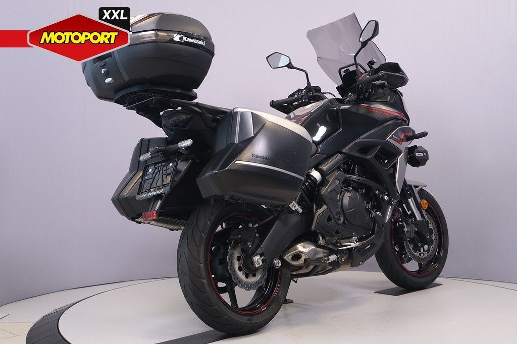 Kawasaki VERSYS 650 GRAND TOURER (bj 2022), Bedrijf, Info@kawasaki.nl, Toermotor, Jacobus Spijkerdreef 1-3
2132 PZ  Hoofddorp, NL