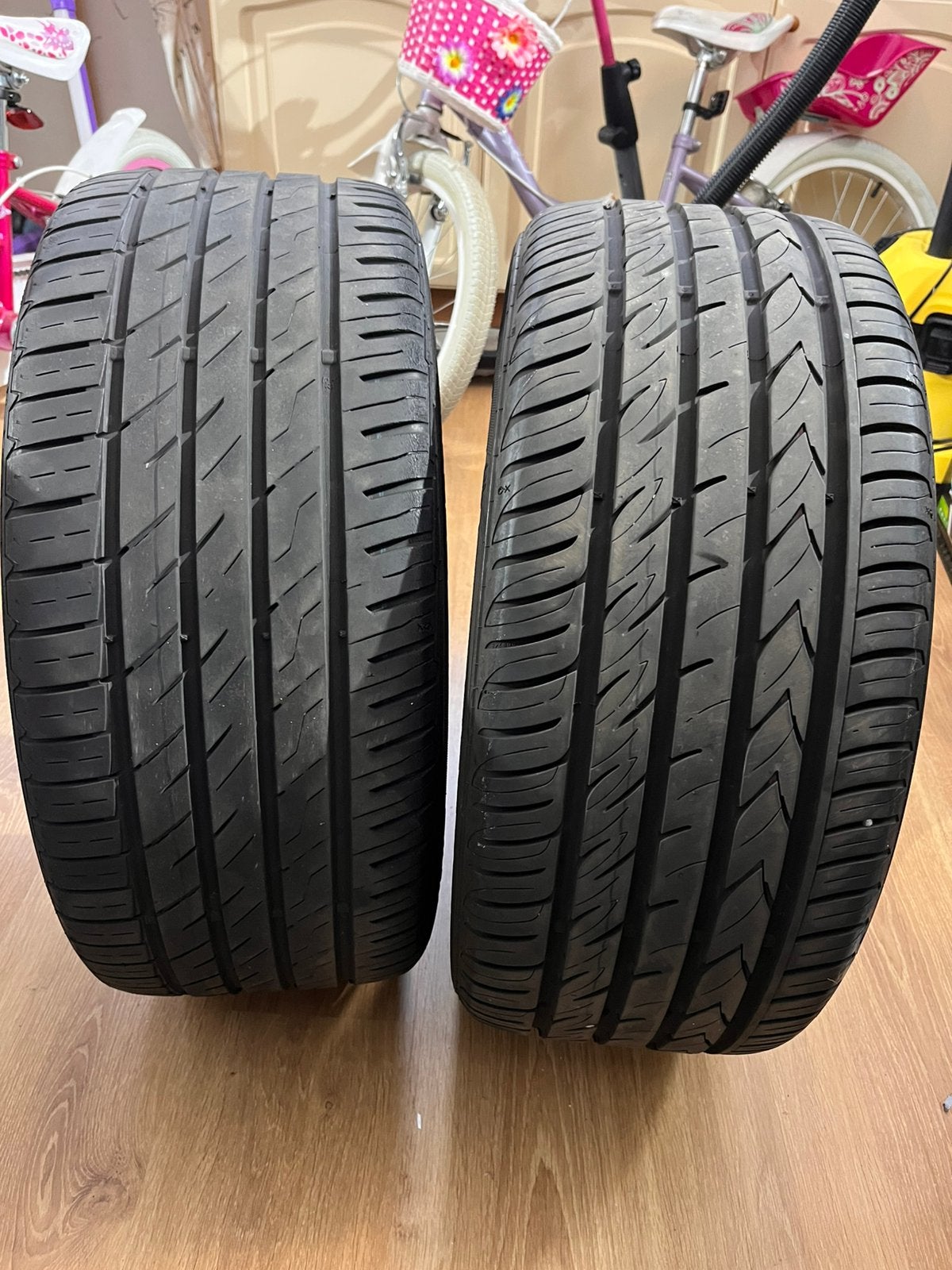 2 x Banden VIKING 235-45-17, Auto-onderdelen, Banden en Velgen, Ophalen, Gebruikt, 17 inch, 235 mm