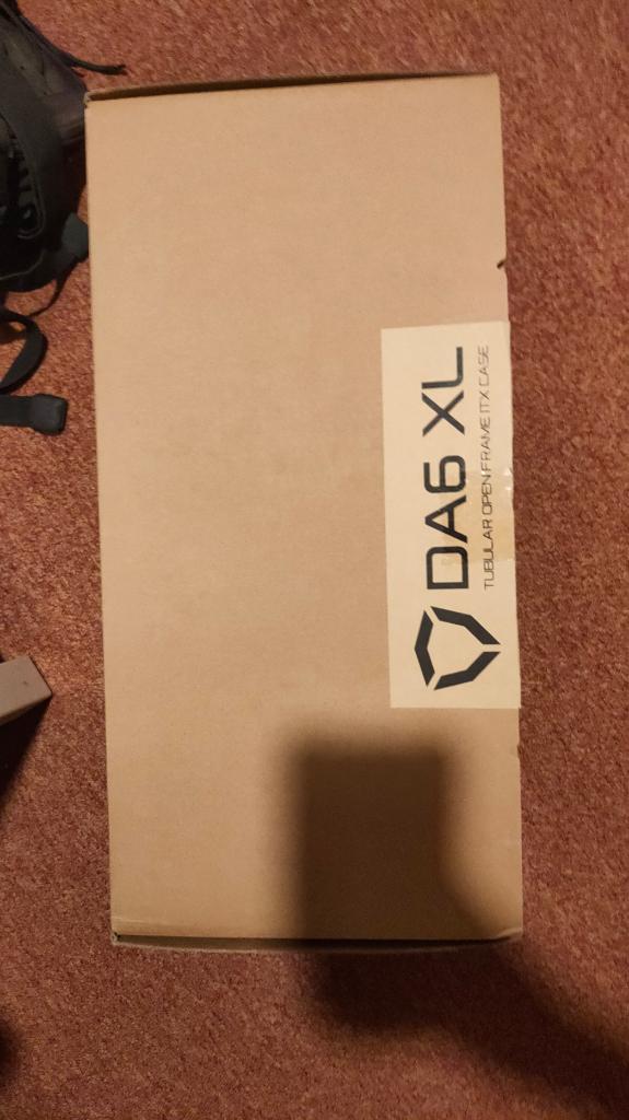 Streacom DA6 XL Chroom mini itx behuizing, Computers en Software, Computerbehuizingen, Ophalen of Verzenden, Zo goed als nieuw