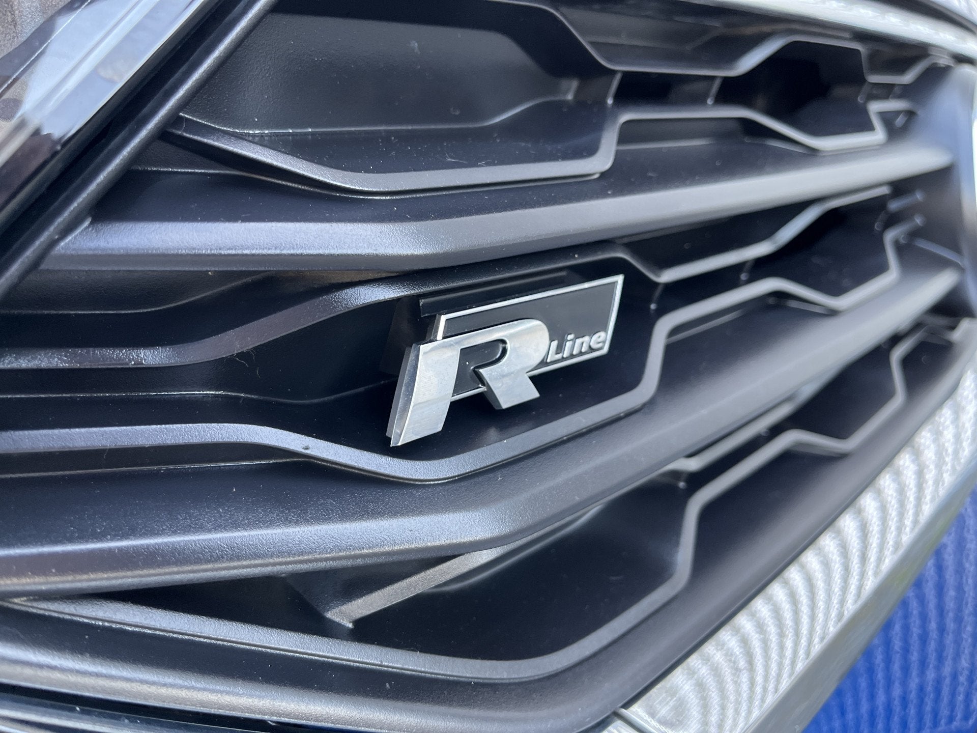 Volkswagen T-Roc 1.5 TSI R-Line / Digitaal dashboard / Pano, Stof, 4 cilinders, Blauw, Bedrijf