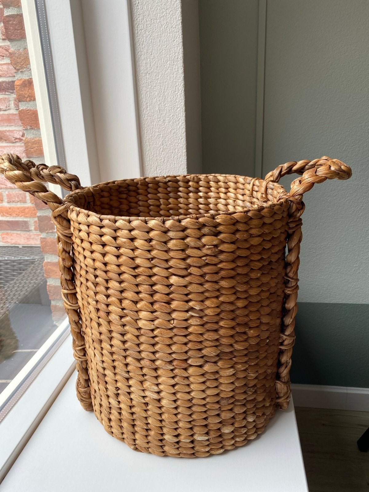 Mand van waterhyacint, Ø 33cm, H 35cm, Overige materialen, Gebruikt, Gevlochten, Mand