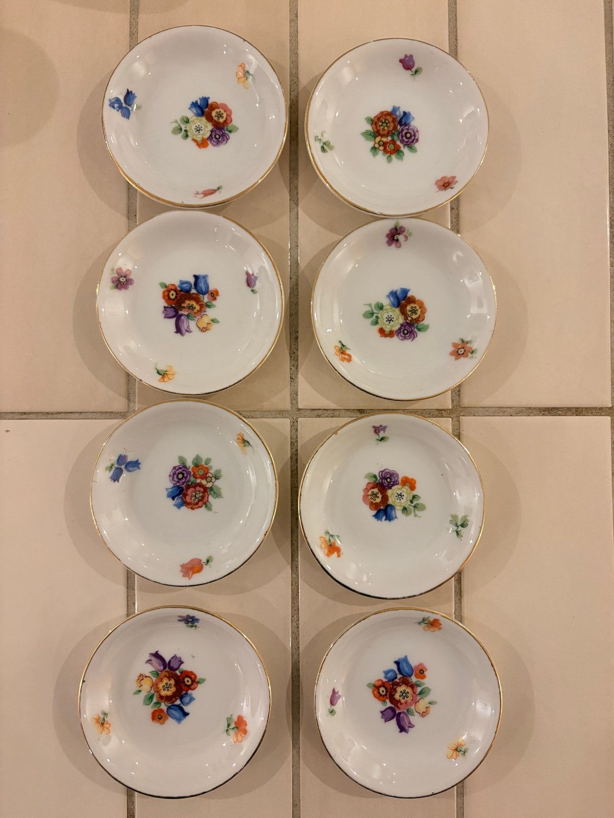 Set van 8 Vintage Theezak Schoteltjes - Bloemenmotief, Antiek en Kunst, Ophalen of Verzenden