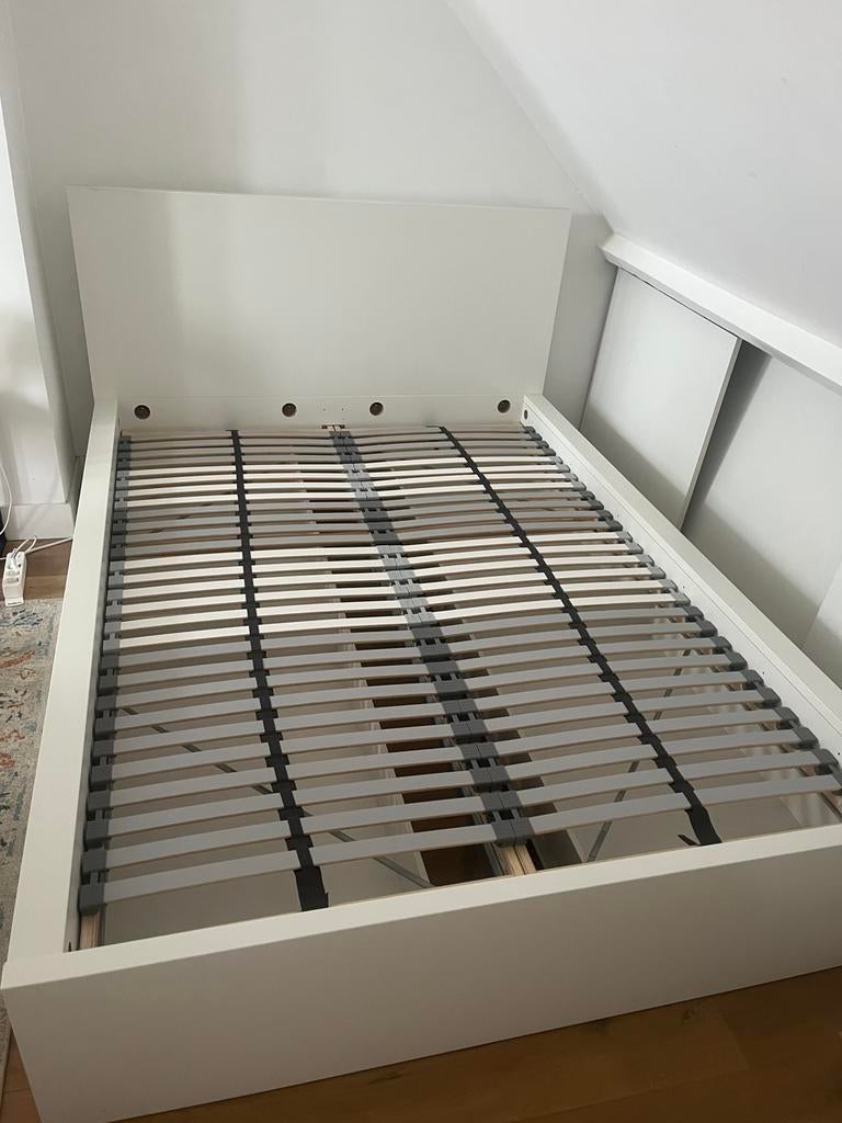 Malm bed 140x200, Ophalen, Wit, Tweepersoons, 140 cm