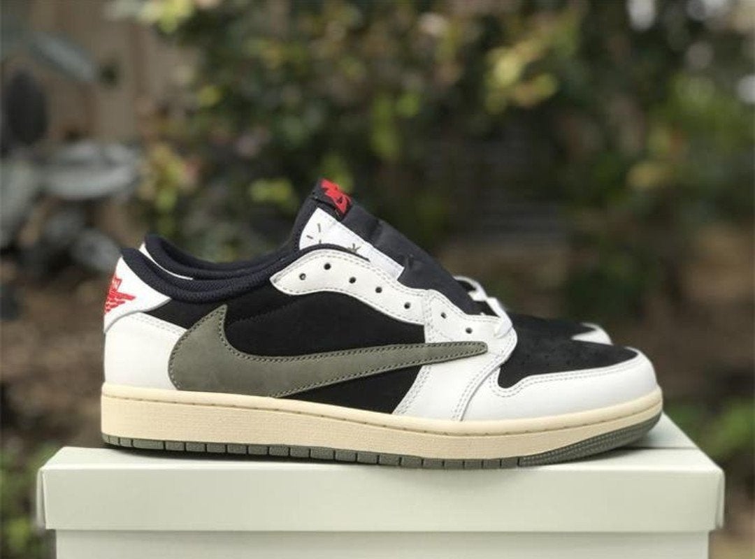 Nike Air Jordan 1 Low Travis Scott | Alle Kleuren | 36 T/M 4, Kleding | Heren, Ophalen of Verzenden, Nieuw