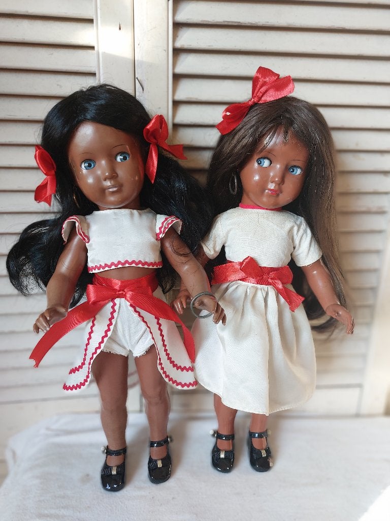 2x antieke pop, schildpad pop manuela, Verzamelen, Poppen, Ophalen of Verzenden, Gebruikt, Pop