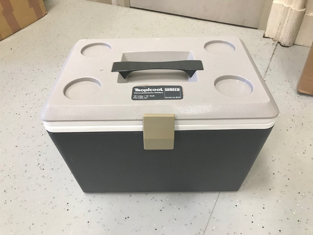 Koelbox voor in de auto, Ophalen, Zo goed als nieuw, Koelbox, Elektrisch