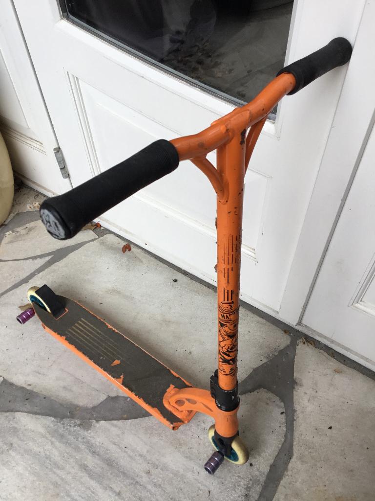 MGP Madgear stunt step oranje, Ophalen, Gebruikt, Gewone step, MGP