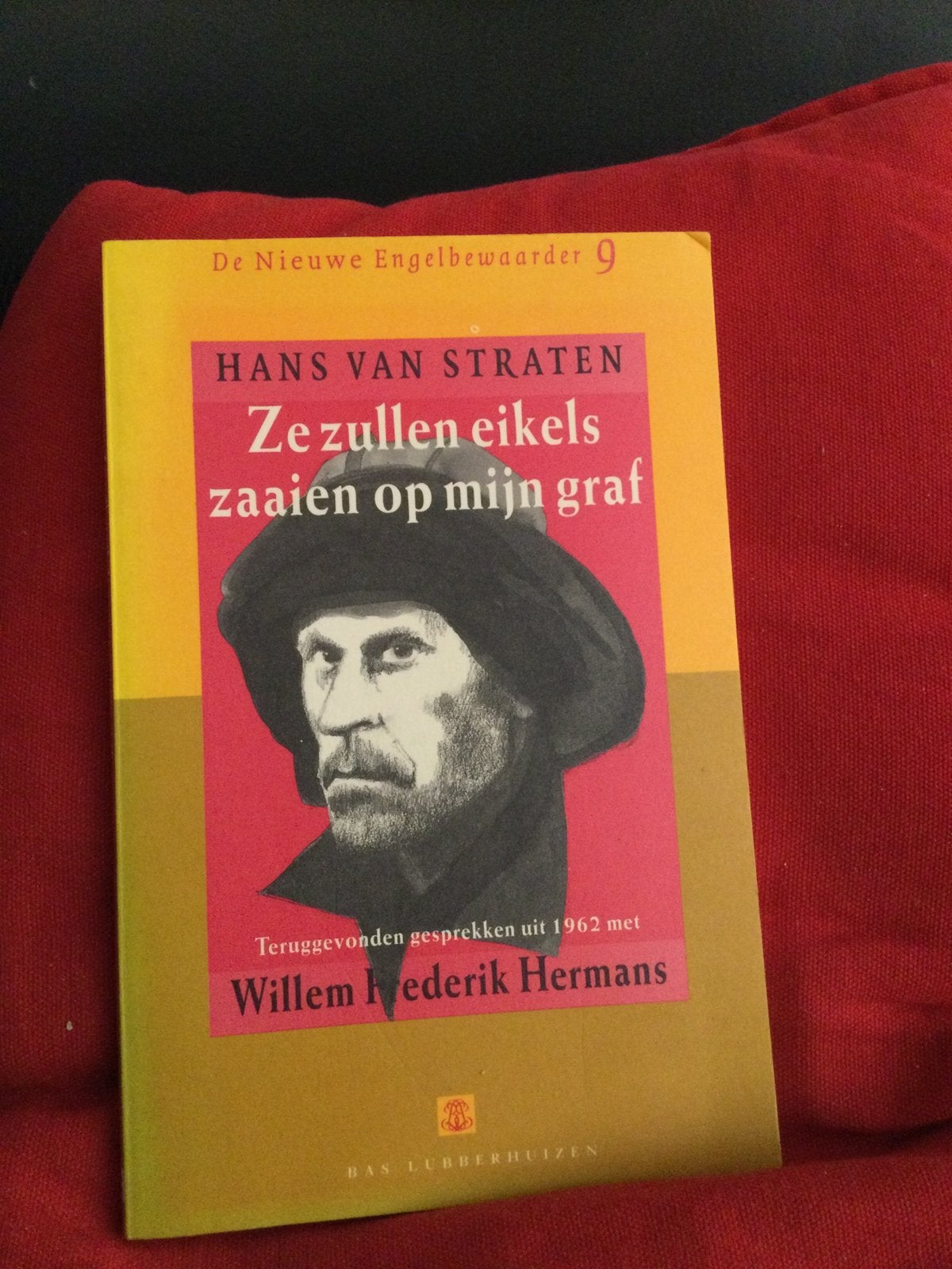 HANS VAN STRATEN.  ZE ZULLEN EIKELS ZAAIEN OP MIJN GRAF, Ophalen of Verzenden, Gelezen