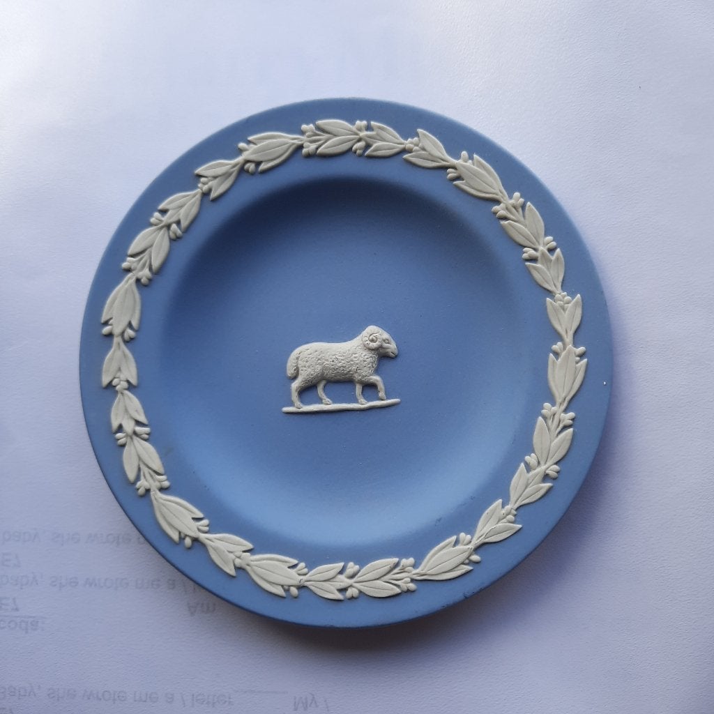Wedgwood sieradenschaaltje, Ophalen of Verzenden, Zo goed als nieuw, Porselein, Bord of Schaal