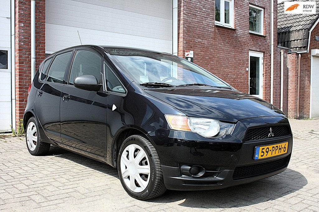 Mitsubishi Colt 1.1 Edition One - Nw. APK - AIRCO - NAP - 5, Auto's, Mitsubishi, Euro 5, Gebruikt, 31 €/maand, Origineel Nederlands