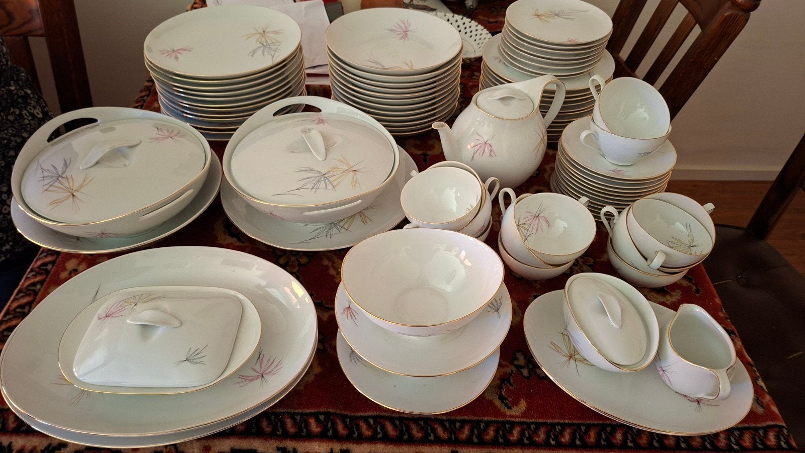 Vintage servies zga compleet, Ophalen