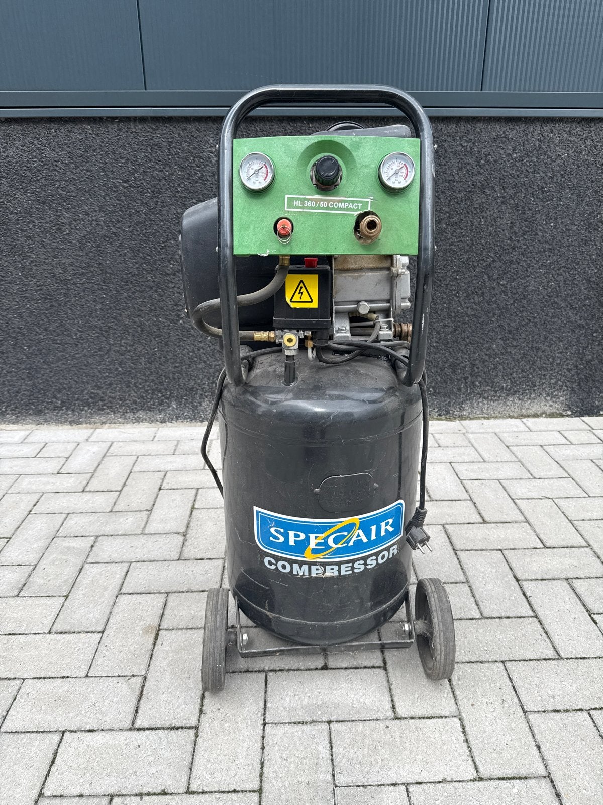 Specair Compressor HL 360/50 Compact - 50L, 8 bar, Doe-het-zelf en Verbouw, Compressors, Gebruikt, 6 tot 10 bar, Ophalen of Verzenden