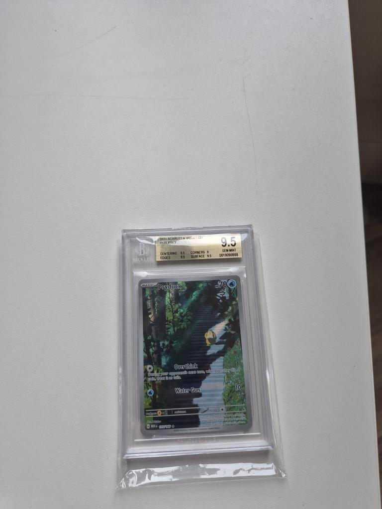 Psyduck Pokemon kaart - Graded 9.5, Hobby en Vrije tijd, Verzamelkaartspellen | Pokémon, Ophalen of Verzenden, Zo goed als nieuw