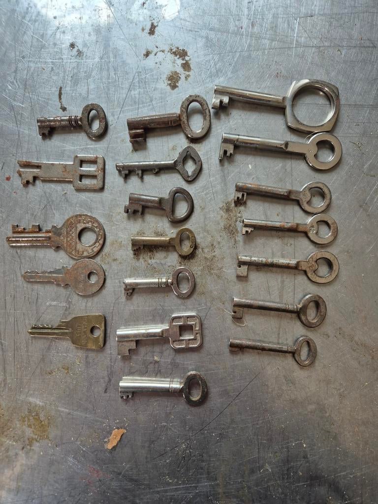 Antieke sleutels., Antiek en Kunst, Antiek | Gereedschap en Instrumenten, Ophalen of Verzenden
