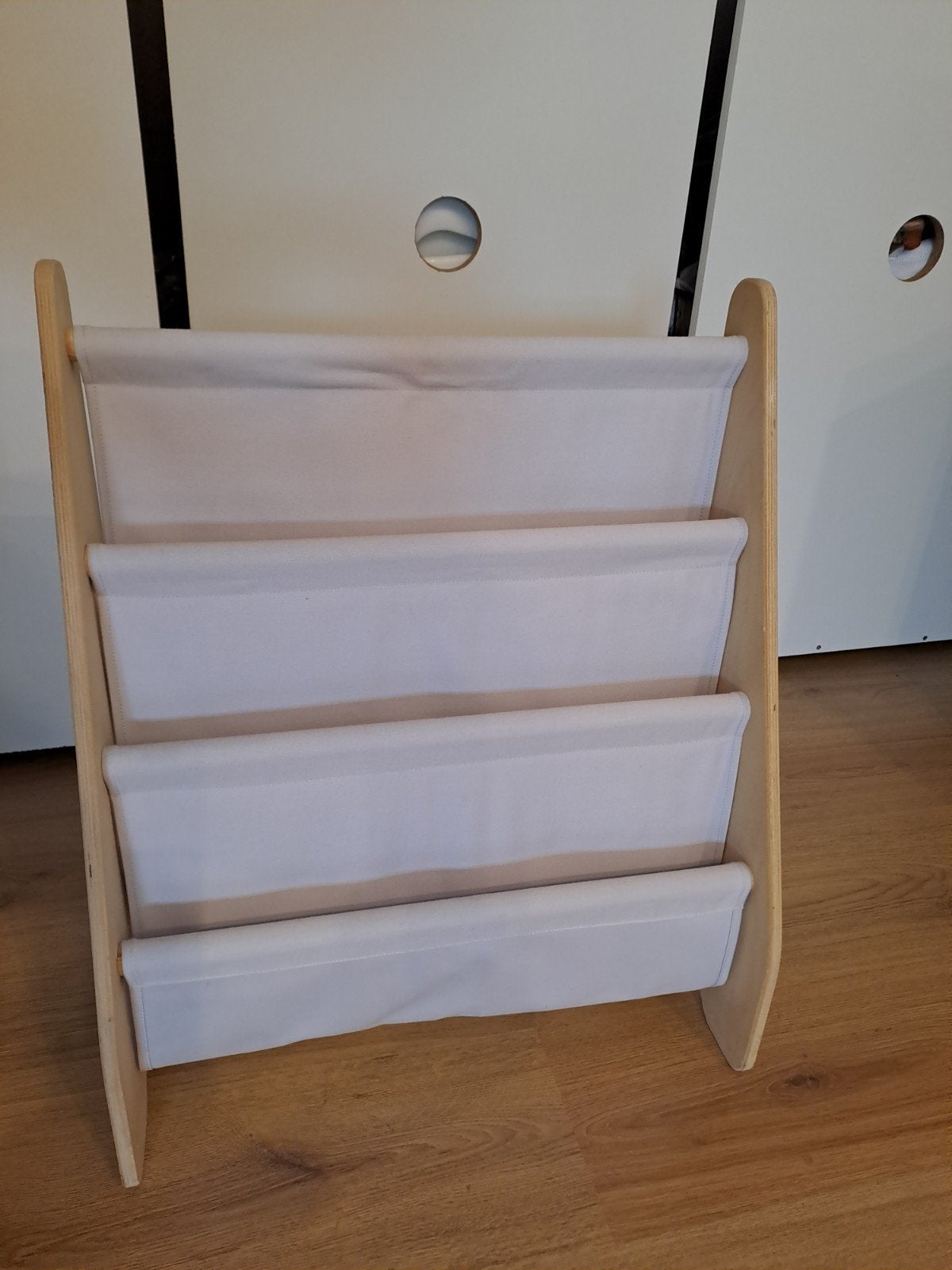 Houten kinder boekenrek 3 vakken  kinderkamer minimalistisch, Ophalen, Zo goed als nieuw, Overige typen
