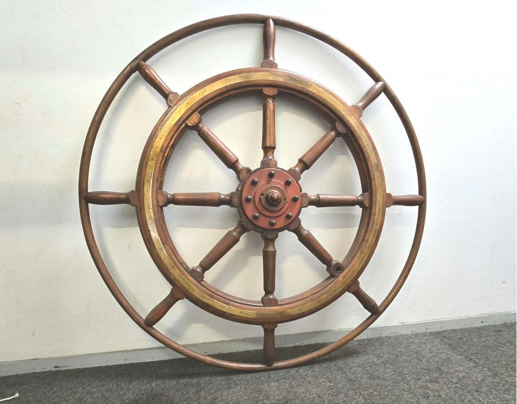 Scheepsroer uit oud vrachtschip stuurwiel 125cm, Verzamelen, Scheepvaart, Gebruikt, Gebruiksvoorwerp, Motorboot of Zeilboot, Ophalen of Verzenden
