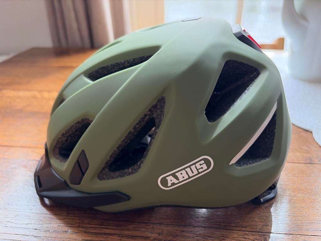 ABUS Fietshelm - Olijfgroen, Fietsen en Brommers, Ophalen of Verzenden, Gebruikt, Overige maten, Heer of Dame