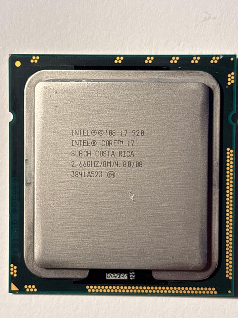 Intel Core i7-920 Processor 2.66GHz/8M/4.80/08 SLBCH, Computers en Software, Processors, Ophalen of Verzenden, Zo goed als nieuw