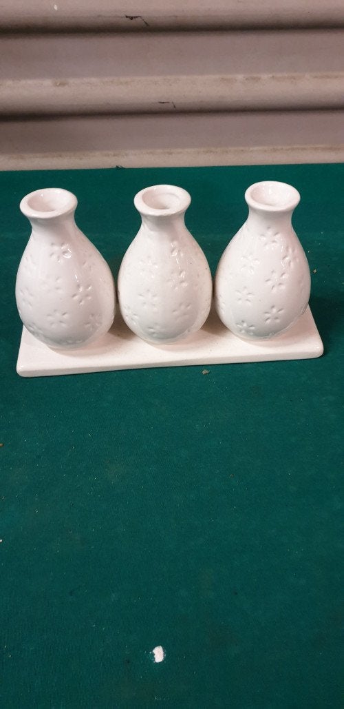 vaasjes wit aardewerk, Ophalen of Verzenden