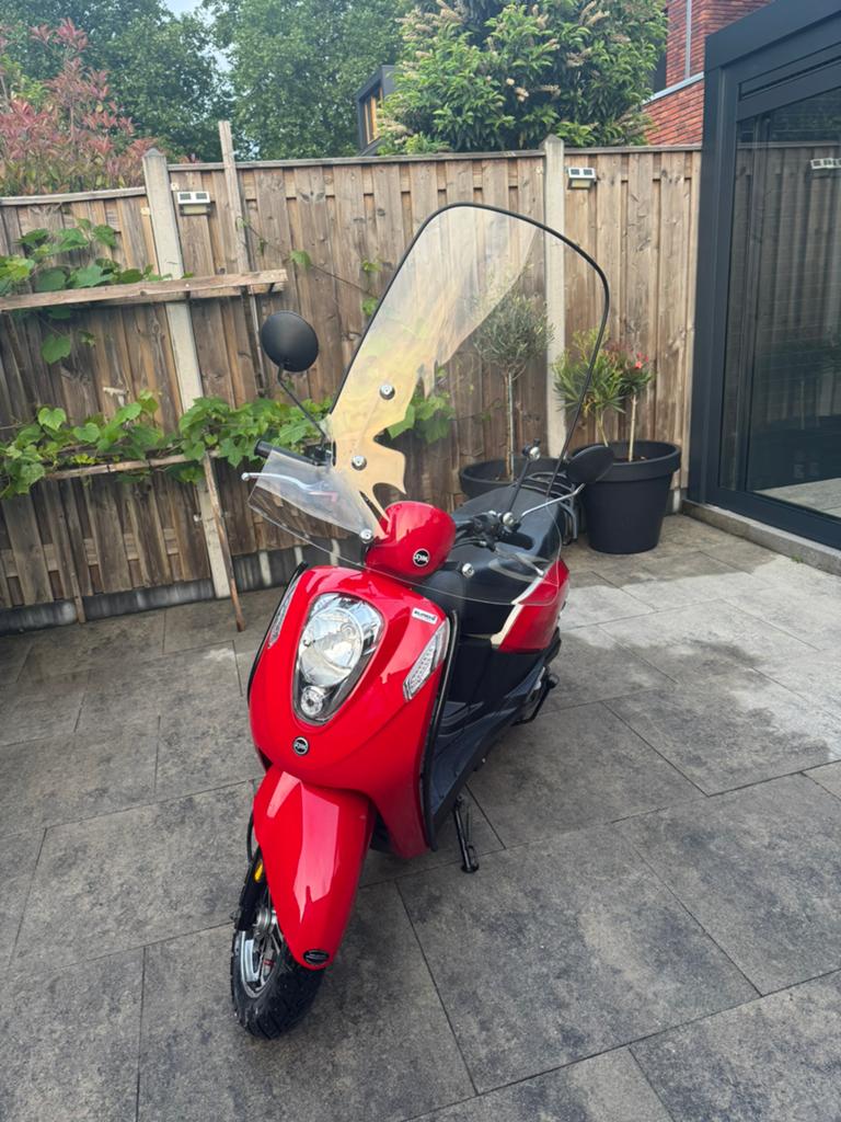 SYM Mio 50 | Goed onderhouden & nette staat, Gebruikt, Benzine, 50 cc, Maximaal 25 km/u
