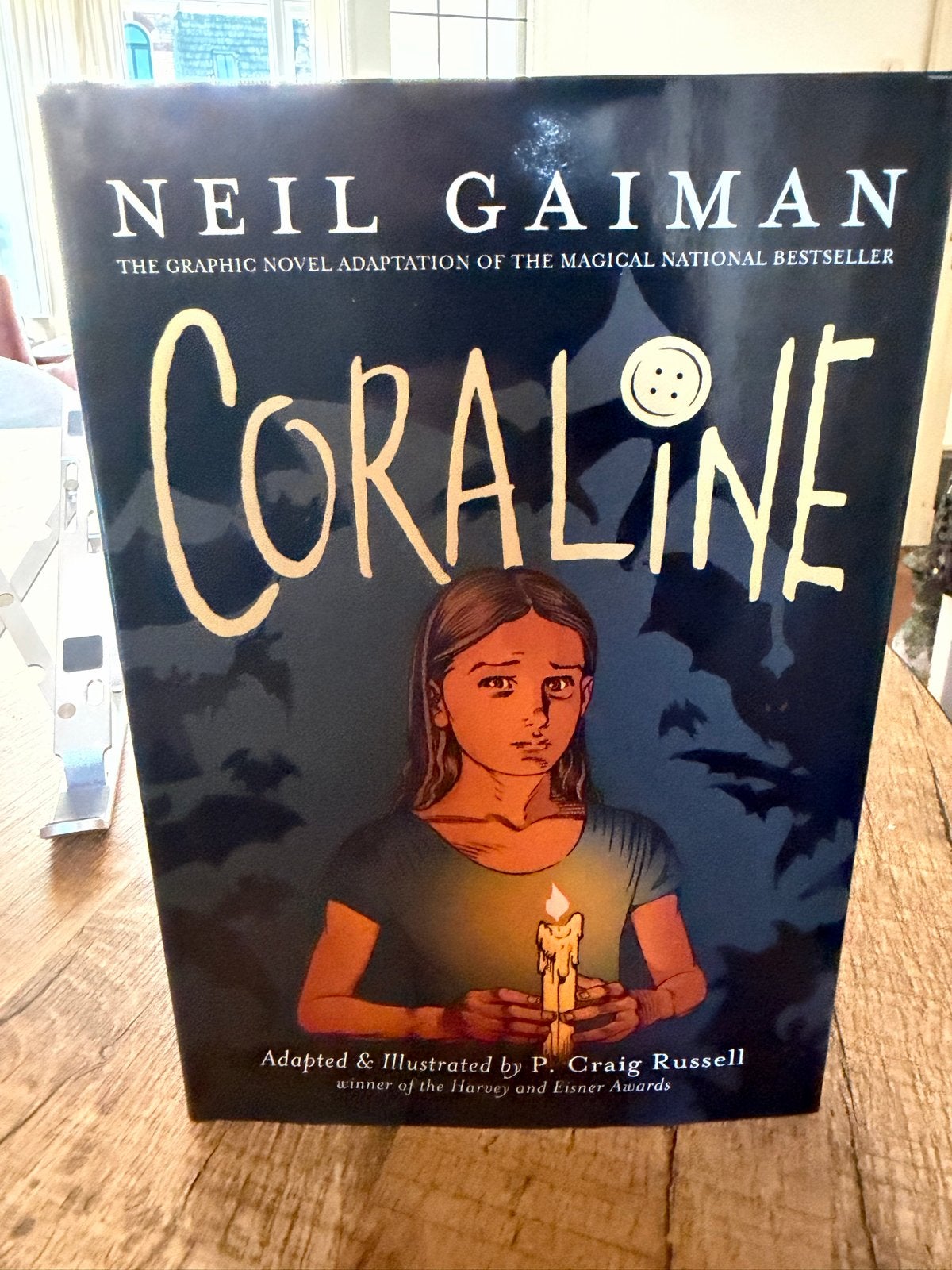 Coraline Graphic Novel - Neil Gaiman, Eén stripboek, Ophalen of Verzenden, Zo goed als nieuw