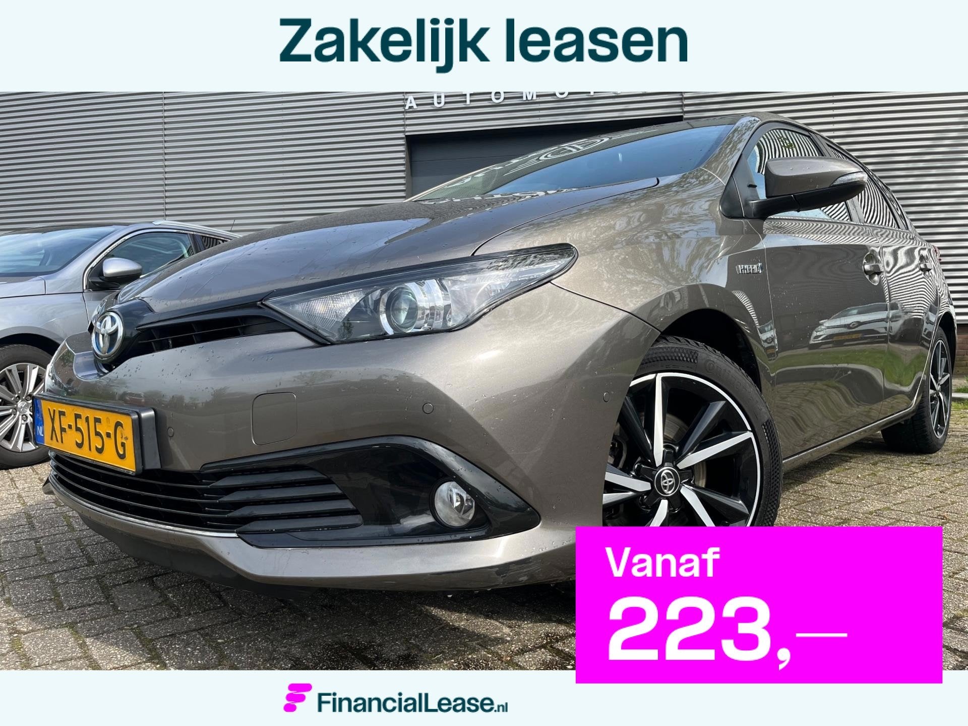 Toyota Auris 1.8 Hybrid Dynamic AUTOMAAT+NLAUTO+NAP+TREKHAAK, Gebruikt, 4 cilinders, Origineel Nederlands, Auris