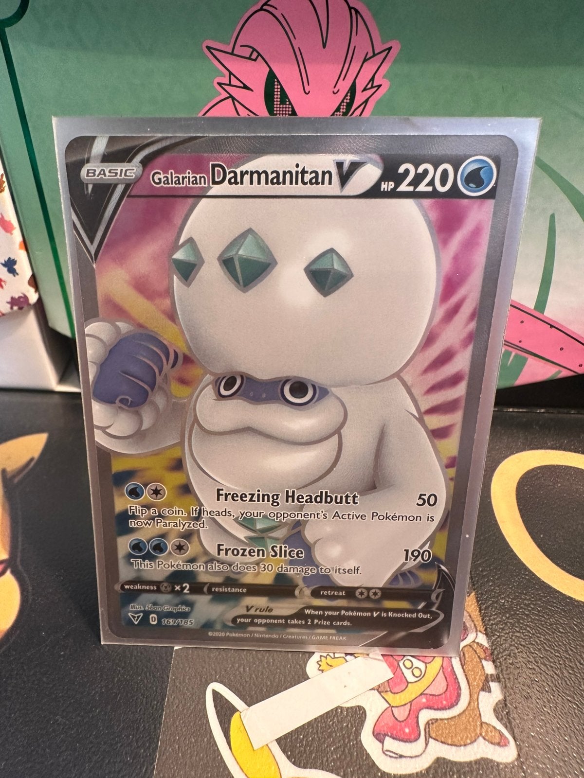 Galarian Darmanitan V (VIV 169), Ophalen of Verzenden, Nieuw, Losse kaart, Foil