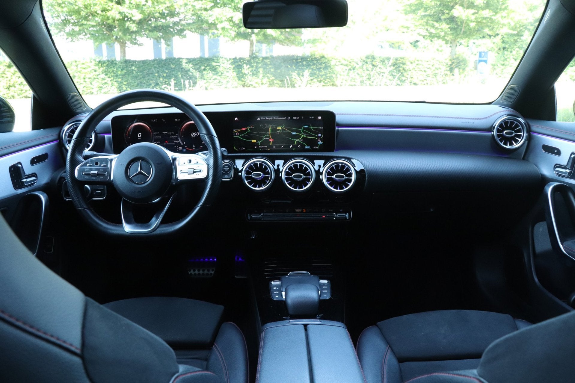 Mercedes-Benz CLA-klasse 200 AMG |PANO|SFEERVERLICHTING|MEMO, CLA, Gebruikt, Euro 6, 4 cilinders
