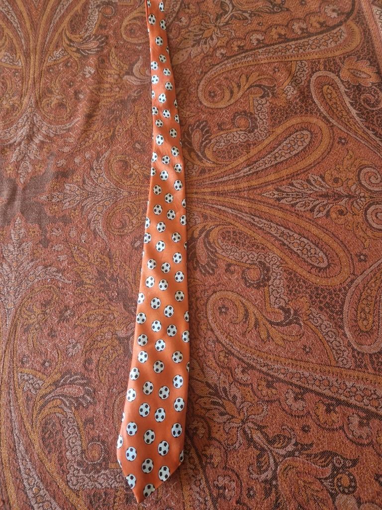 Voetbalstropdas met patroon - Oranje, Kleding | Heren, Stropdassen, Gedragen, Met patroon, Oranje, Ophalen