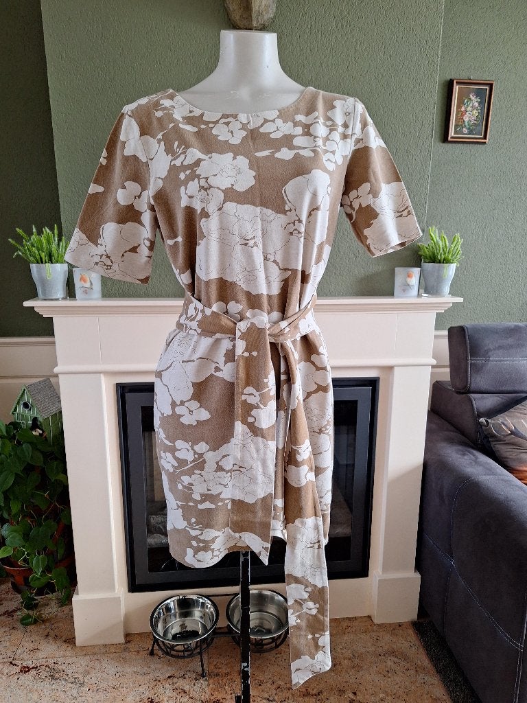 Purdey mooie bruin crème jurk riem M 38 40, Maat 38/40 (M), Bruin, Verzenden, Zo goed als nieuw