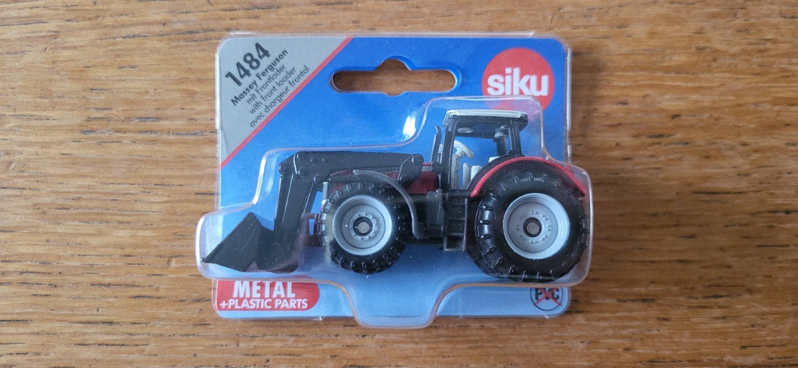 Siku 1484 Massey Ferguson met voorlader, Hobby en Vrije tijd, Modelauto's | 1:87, Ophalen of Verzenden, Zo goed als nieuw, Hijskraan, Tractor of Landbouw