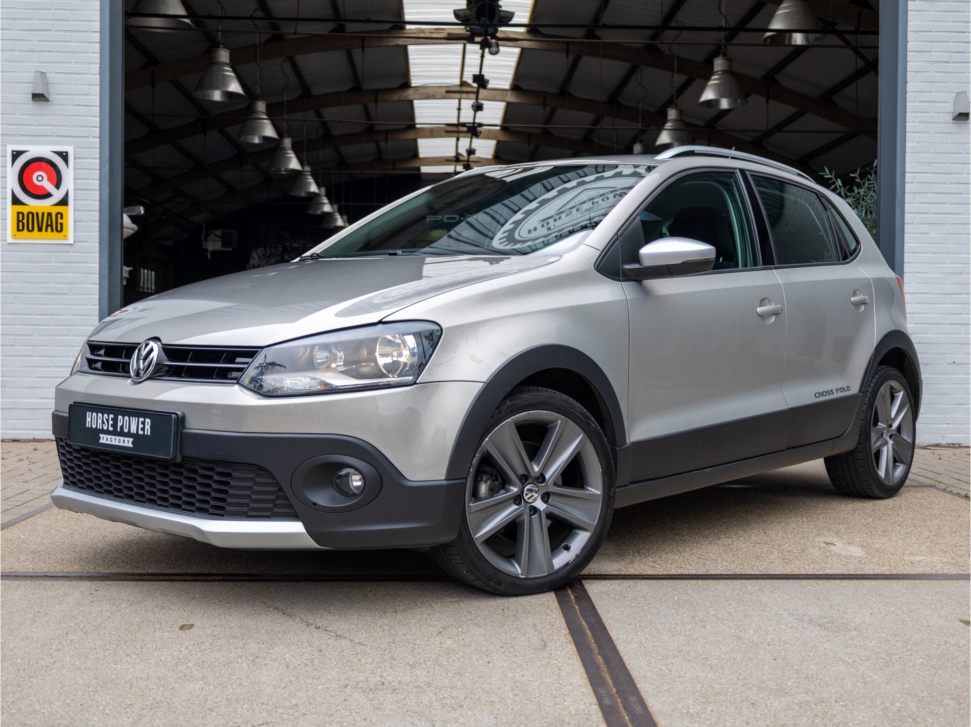 Volkswagen Polo 1.2 TSI Cross *NAP | Automaat | Dealer onder, Euro 5, Stof, Zwart, Beige
