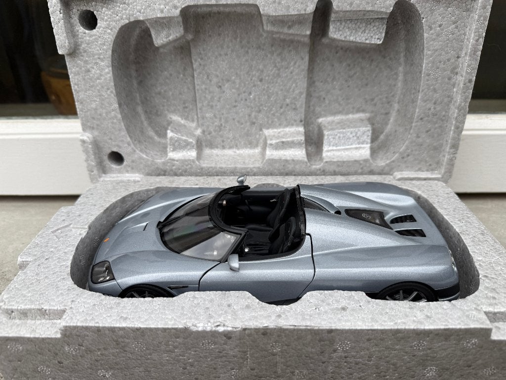 1:18 Koenigsegg CCX zilver Autoart Signature 79003, Auto, Autoart, Ophalen of Verzenden, Zo goed als nieuw