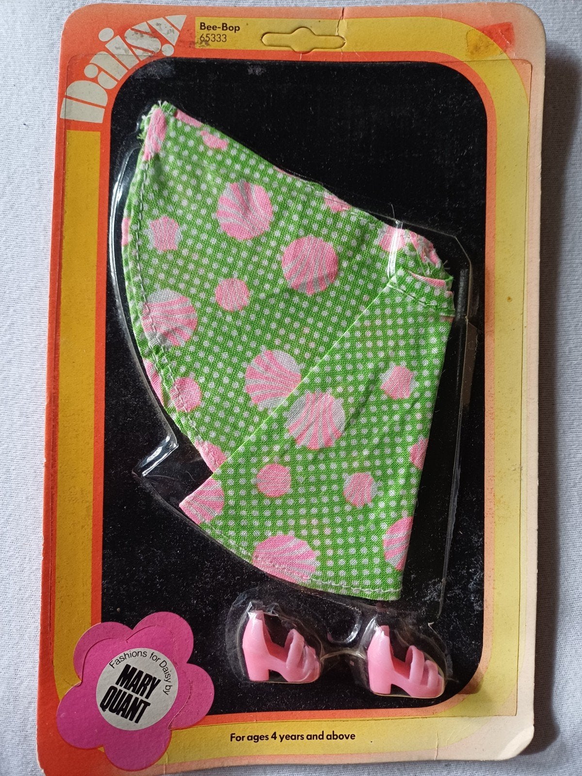 vintage barbie daisy mary quant kleertjes, Verzamelen, Ophalen of Verzenden, Nieuw, Kleertjes