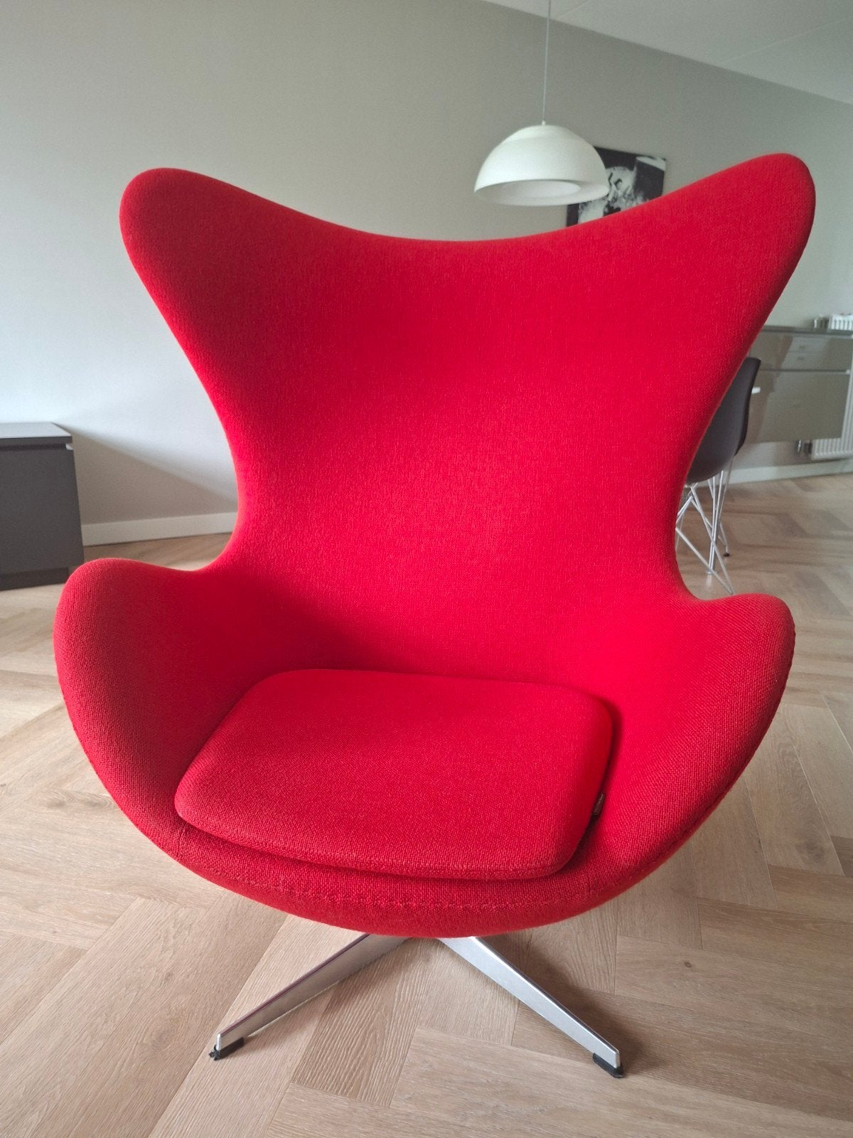 Fritz Hansen Egg Chair - Rood - Arne Jacobsen, Ophalen of Verzenden, Zo goed als nieuw, Rood, Eén