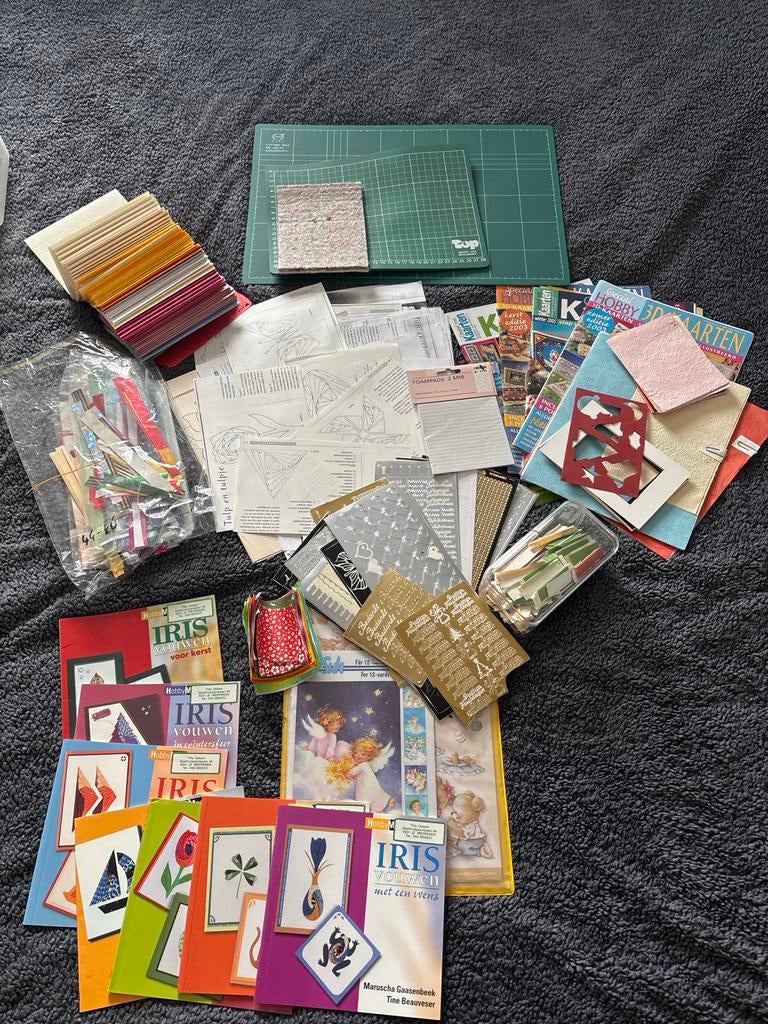 Grote partij hobby materialen voor kaarten maken, Hobby en Vrije tijd, Kaarten | Zelf maken, Ophalen, Gebruikt, Overige thema's