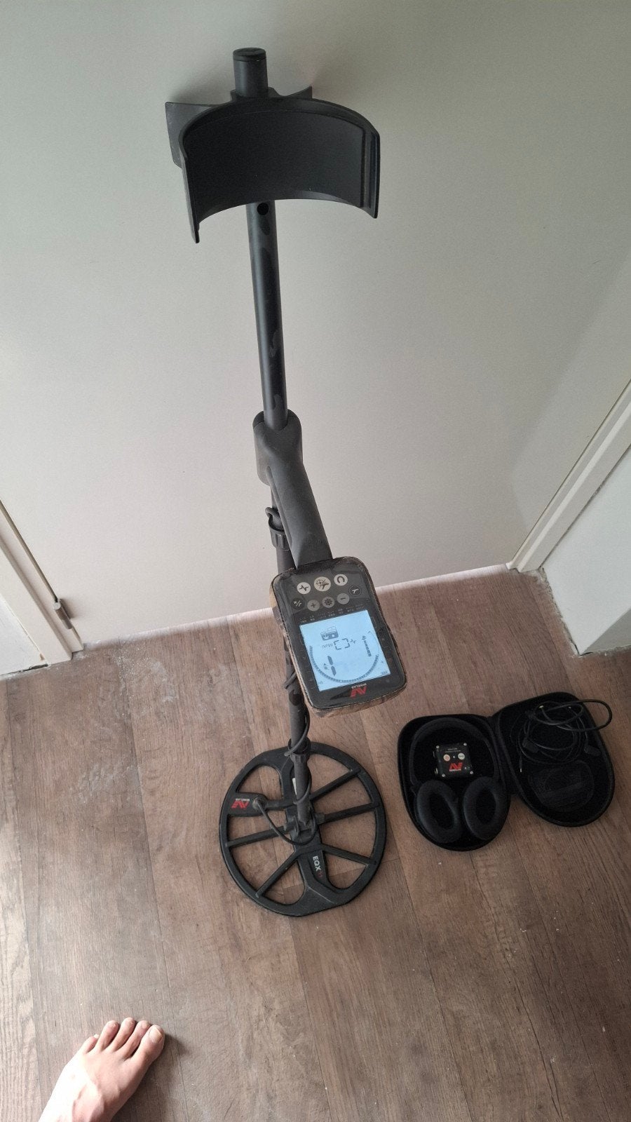 Minelab Equinox 800 Metaaldetector met Draadloze Koptelefoon, Hobby en Vrije tijd, Metaaldetectors, Ophalen, Meer dan 30 cm, Zo goed als nieuw