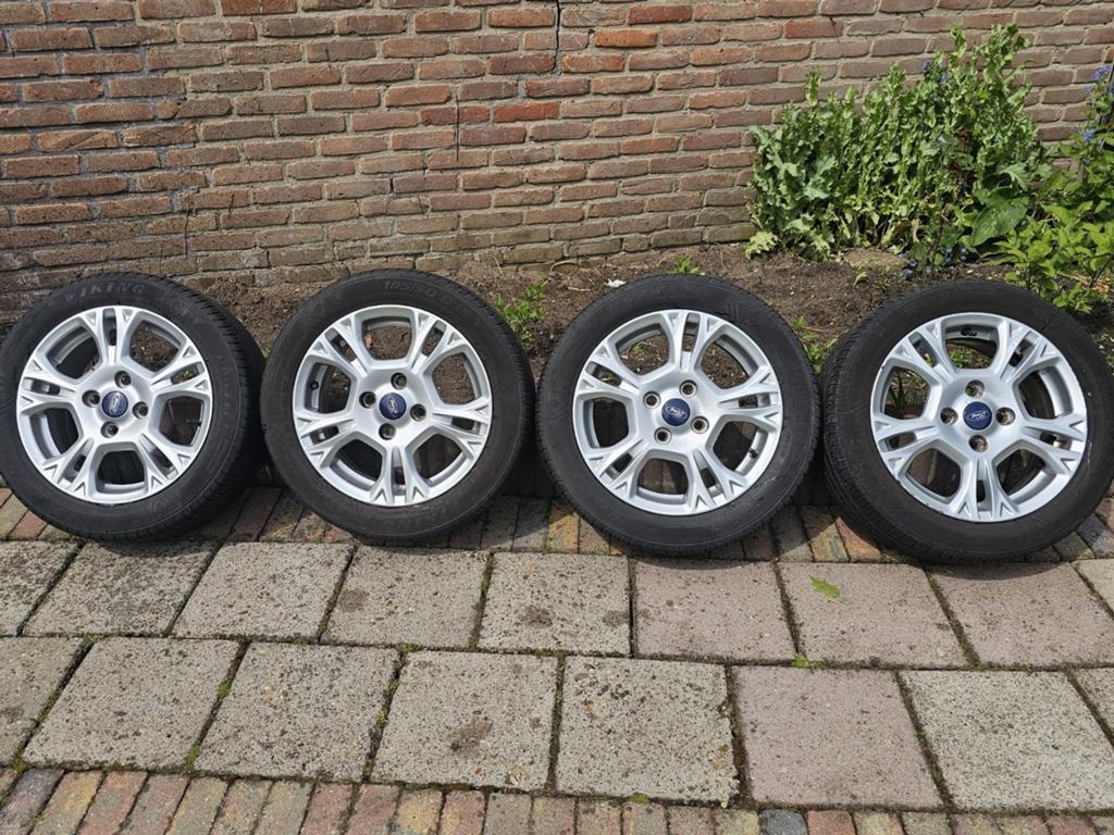✅️ 4x108 originele Ford velgen met zomerbanden 15 inch, Auto-onderdelen, Banden en Velgen, Ophalen, Gebruikt, 15 inch, Banden en Velgen
