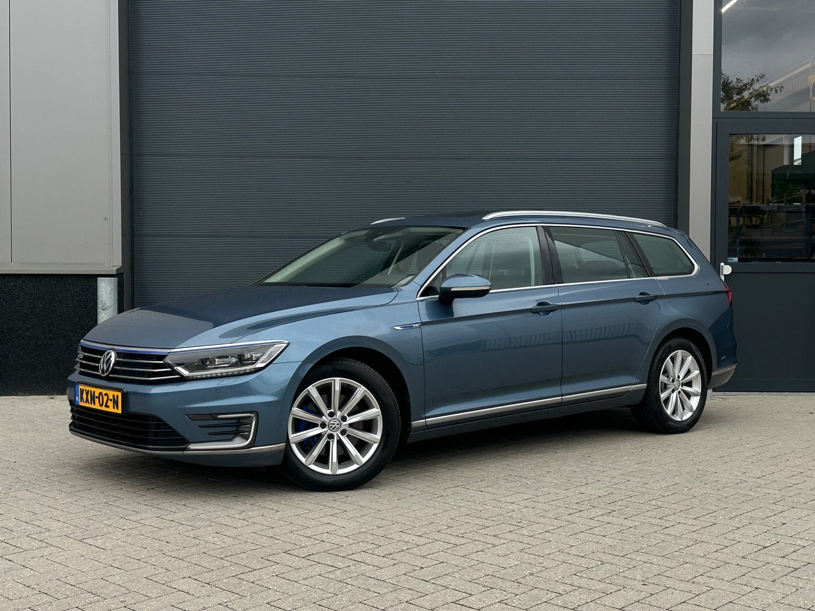 Volkswagen Passat Variant 1.4 TSI GTE |VIRTUAL|PANO|LEER|ACC, Auto's, Dealer onderhouden, Blauw, Stationwagon, 1400 cc