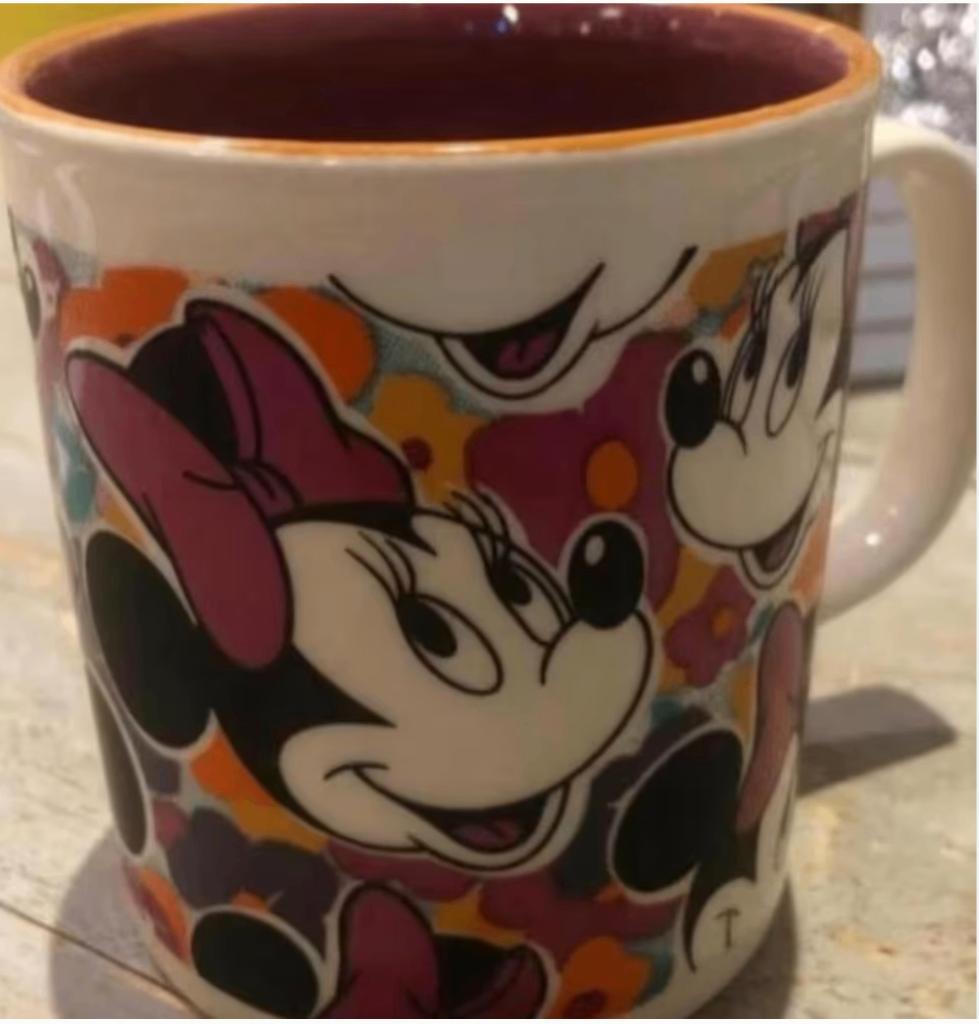 Mok van Mickey en Minnie Mouse (8 x 8,5 cm), Ophalen of Verzenden, Mickey Mouse, Zo goed als nieuw, Servies